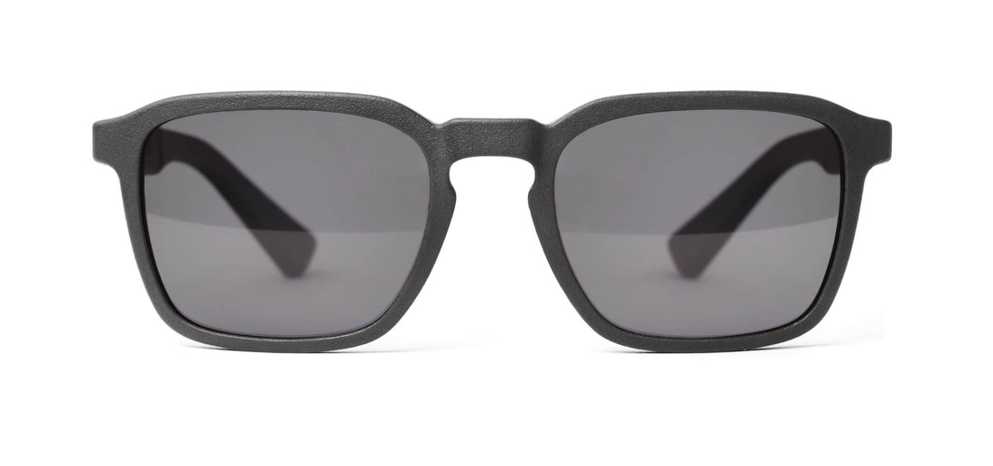 graphite / grey polarized